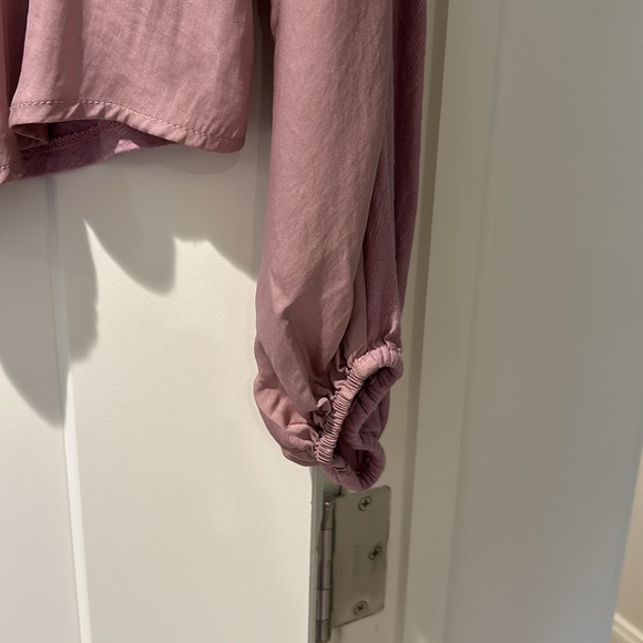 Polyester blouse - Picture 3 of 4